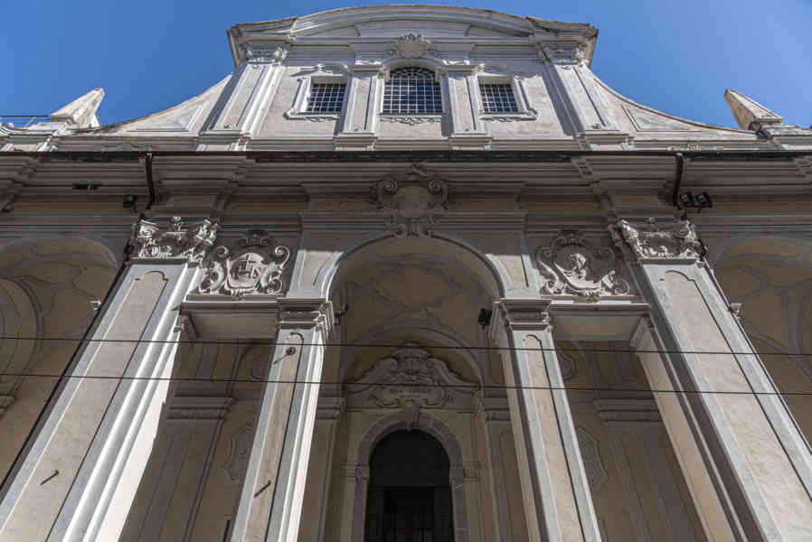 Italia - Génova 098 - iglesia de los Santos Víctor y Carlos.jpg